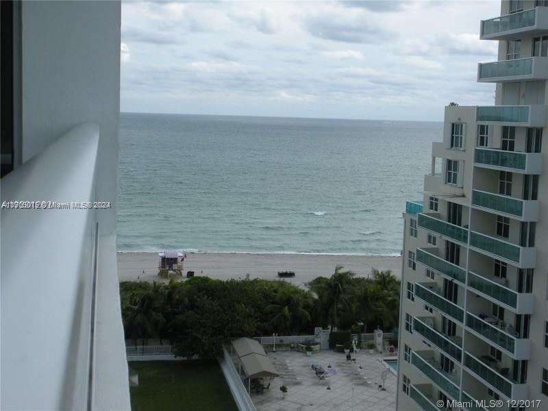 5005 Collins Ave 1108