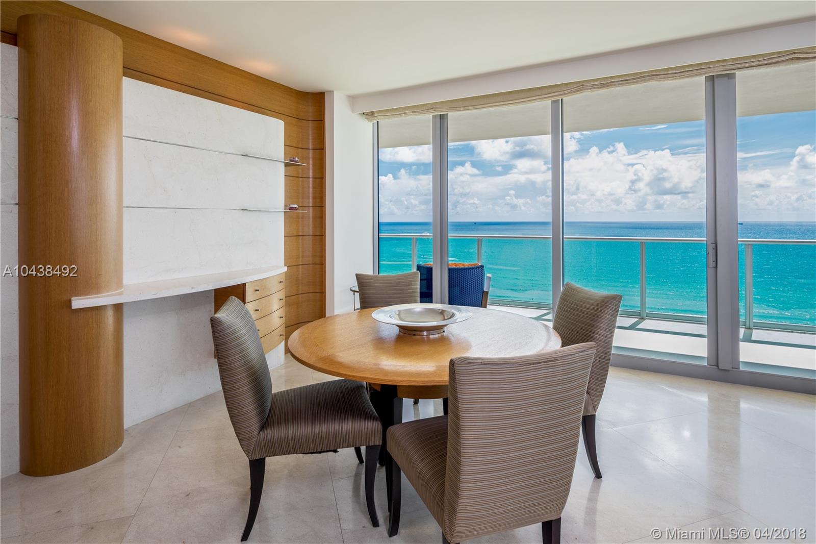 IL VILLAGGIO ON SOUTH BEA - Residential