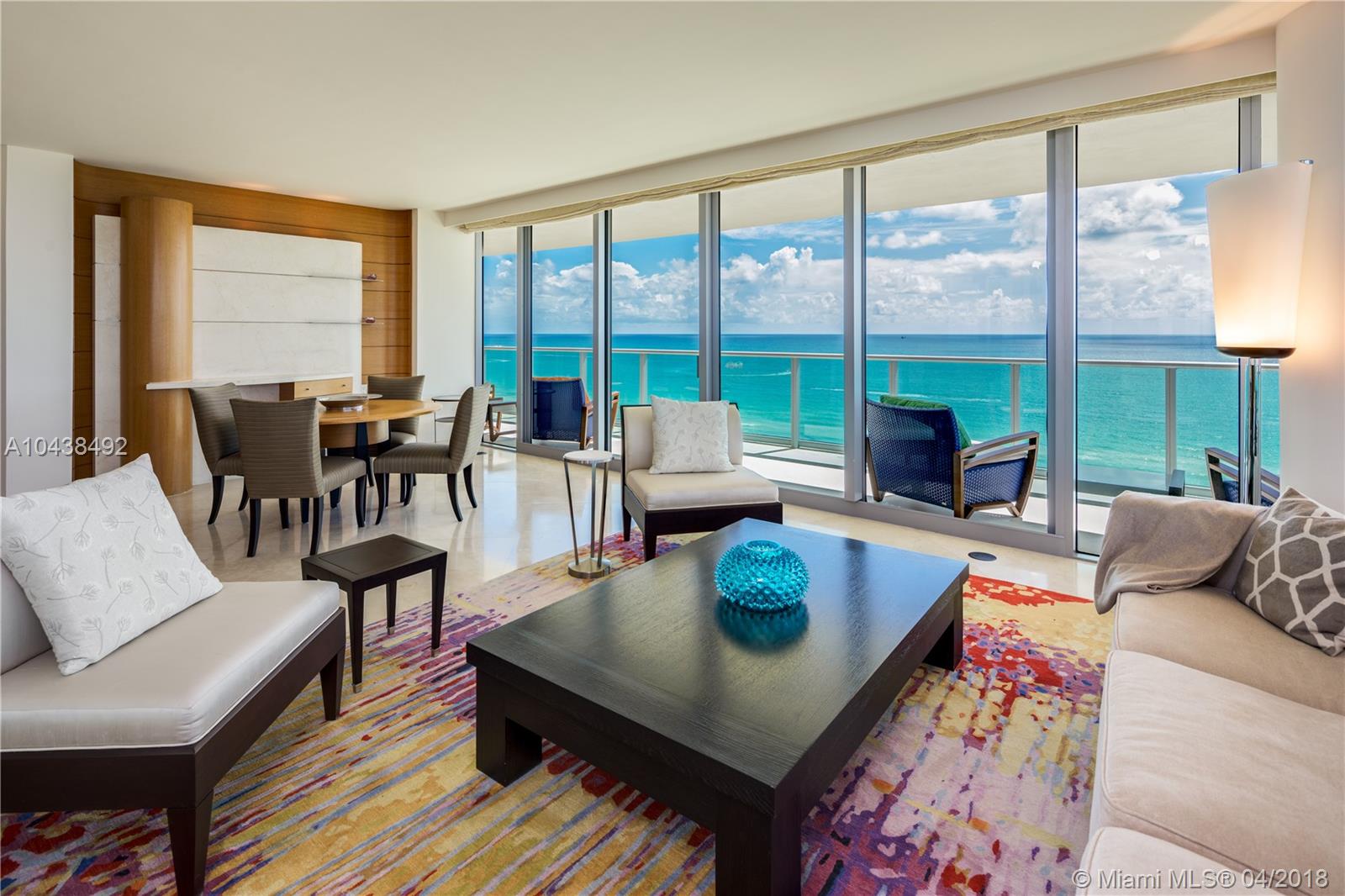 IL VILLAGGIO ON SOUTH BEA - Residential