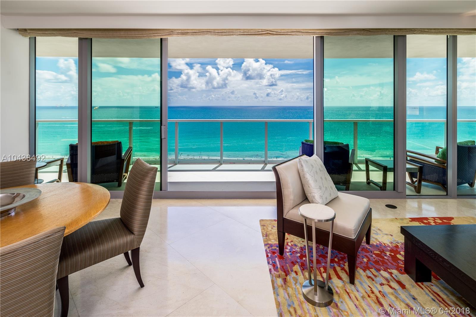 IL VILLAGGIO ON SOUTH BEA - Residential