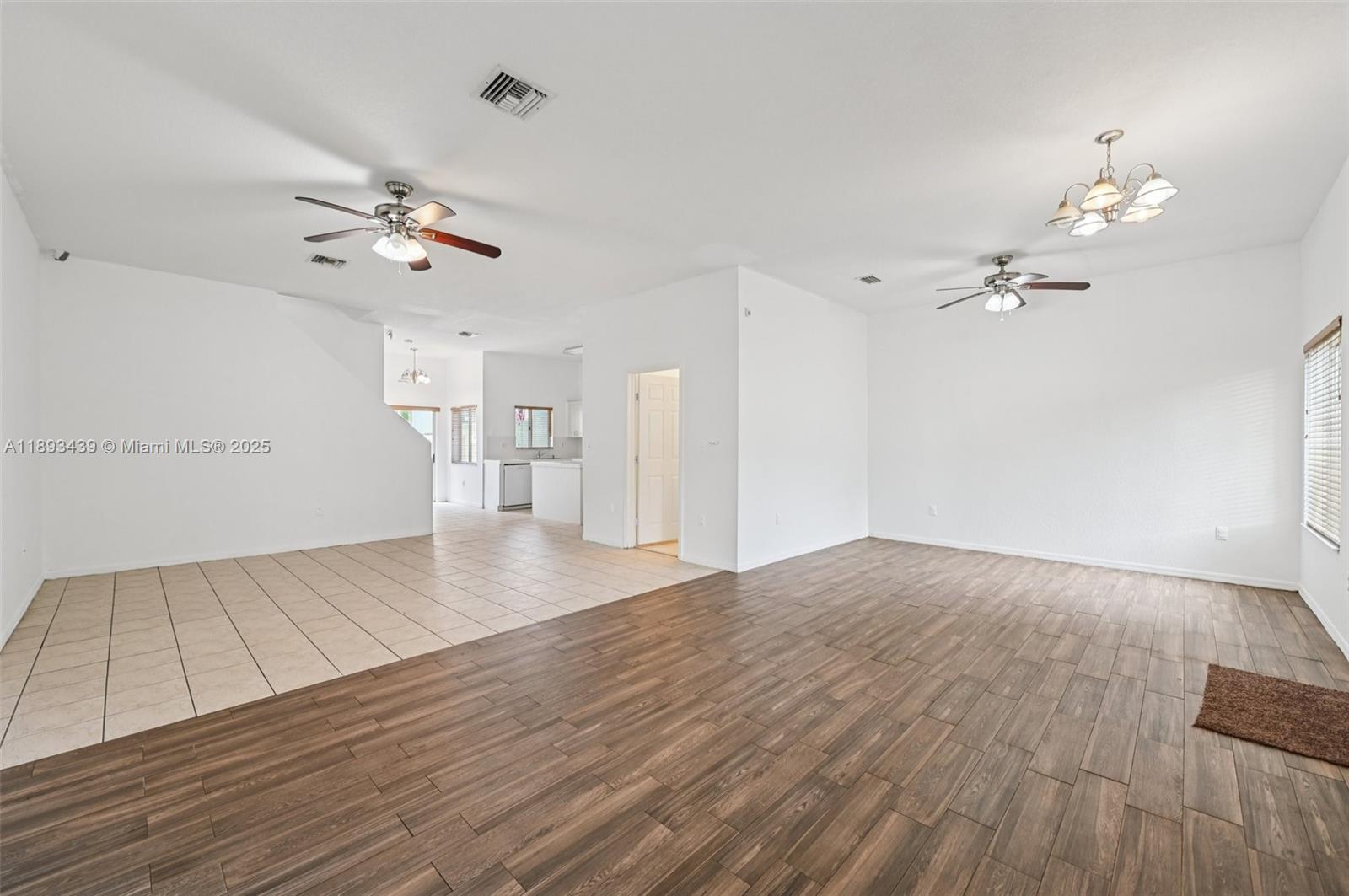 TOWNGATE NORTH - Residential Lease