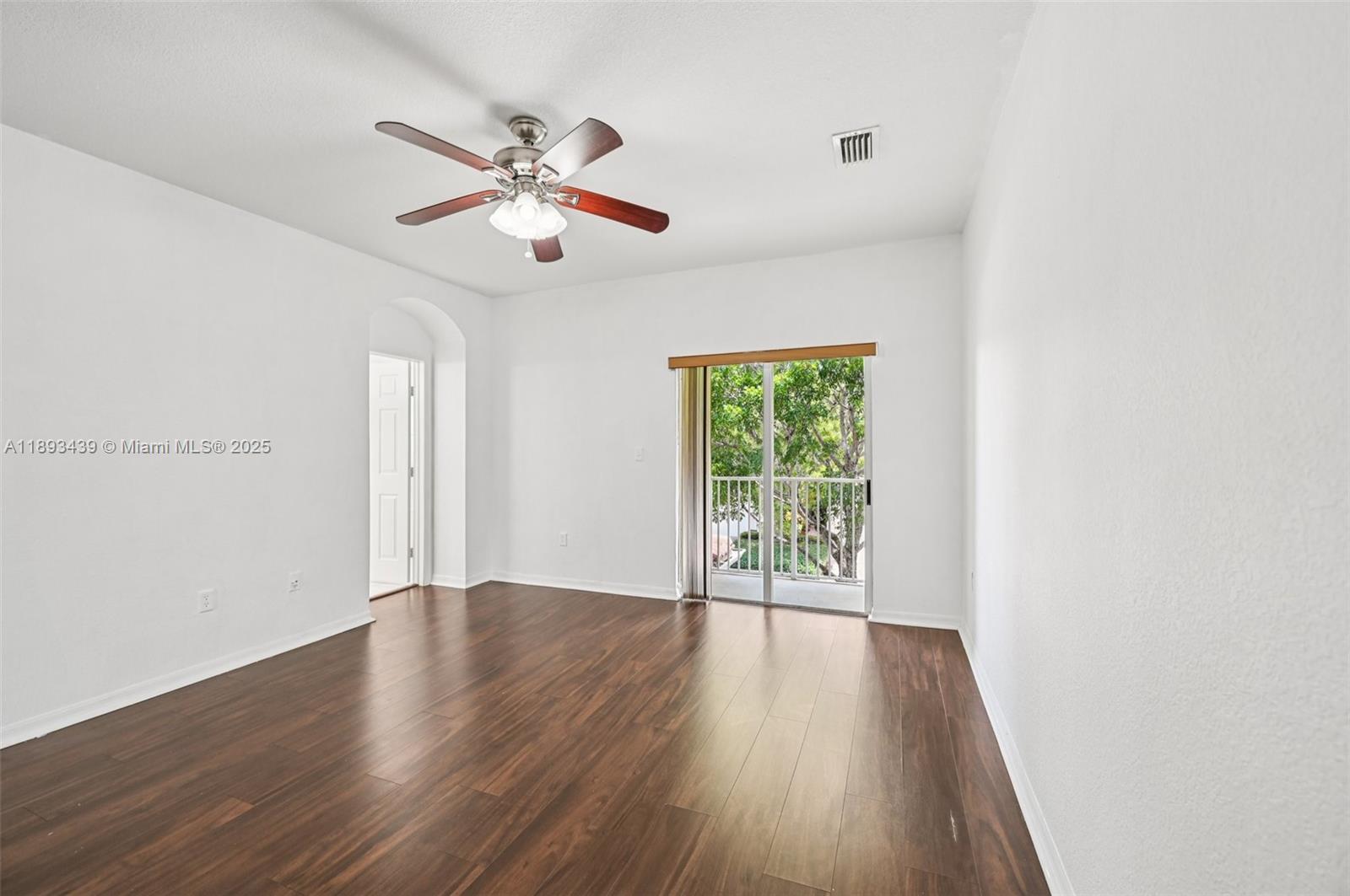 TOWNGATE NORTH - Residential Lease