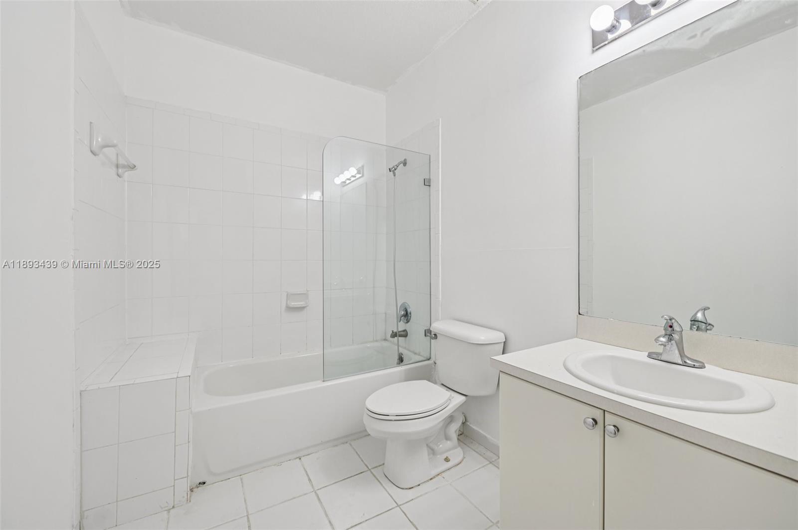 TOWNGATE NORTH - Residential Lease