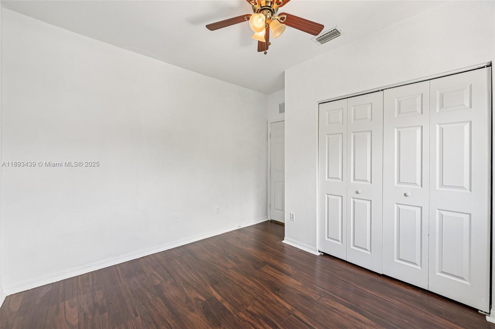 TOWNGATE NORTH - Residential Lease