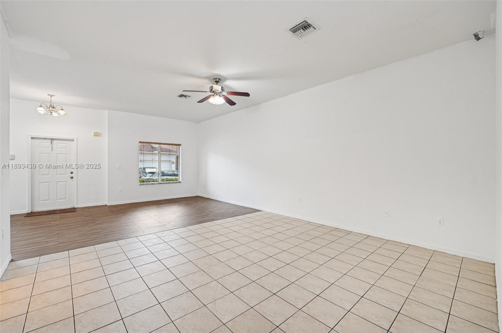 TOWNGATE NORTH - Residential Lease