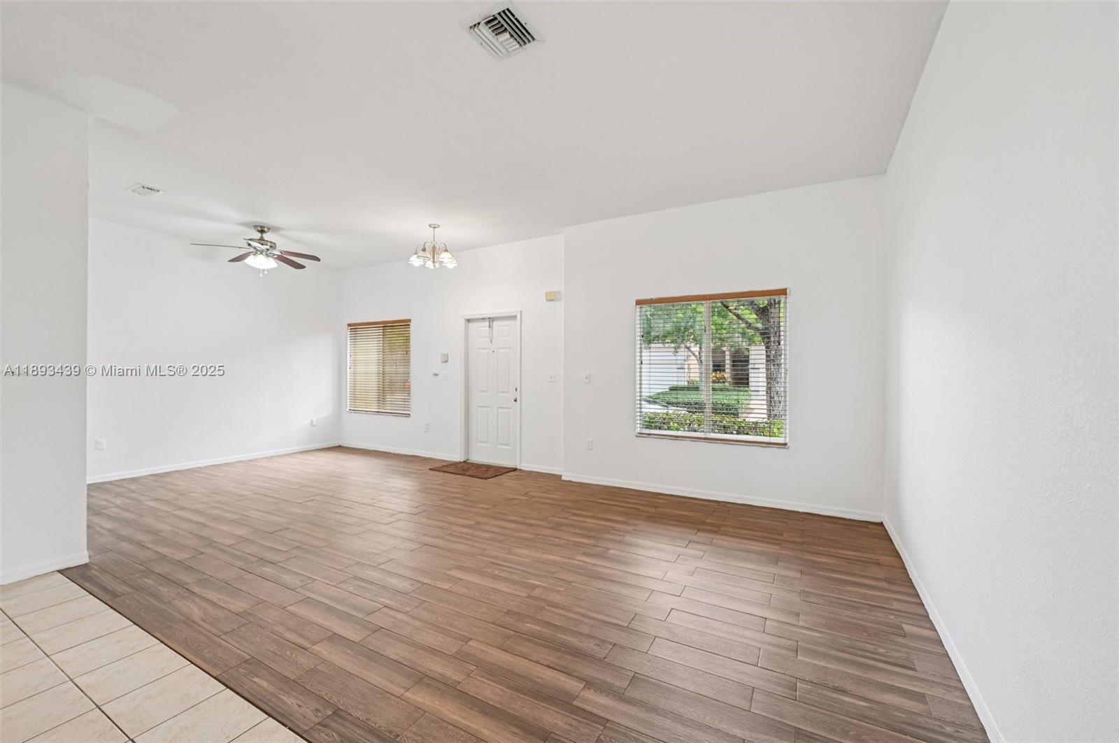 TOWNGATE NORTH - Residential Lease
