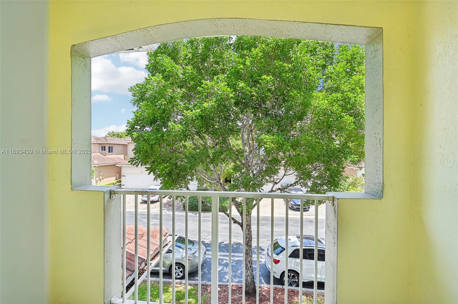TOWNGATE NORTH - Residential Lease