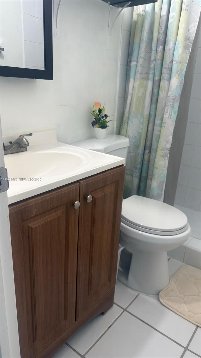 LINDGREN CENTRAL - Residential Lease