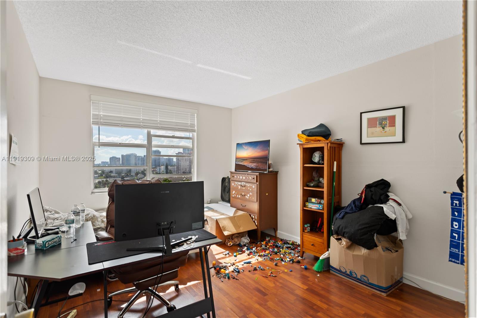 HEMISPHERES CONDO - Residential