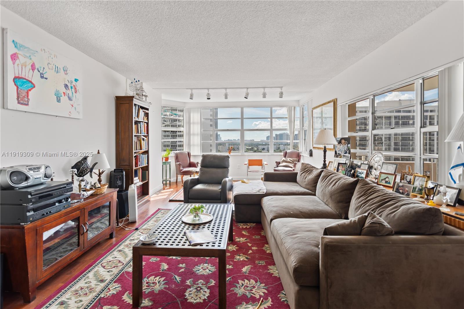 HEMISPHERES CONDO - Residential