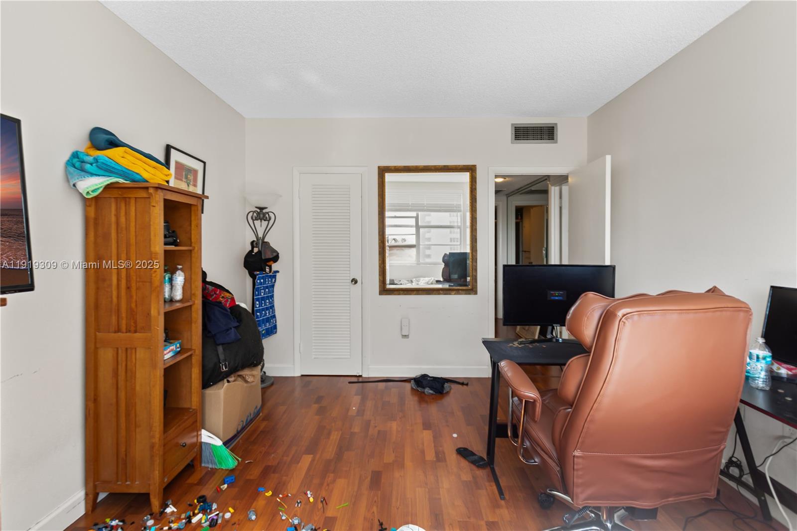 HEMISPHERES CONDO - Residential