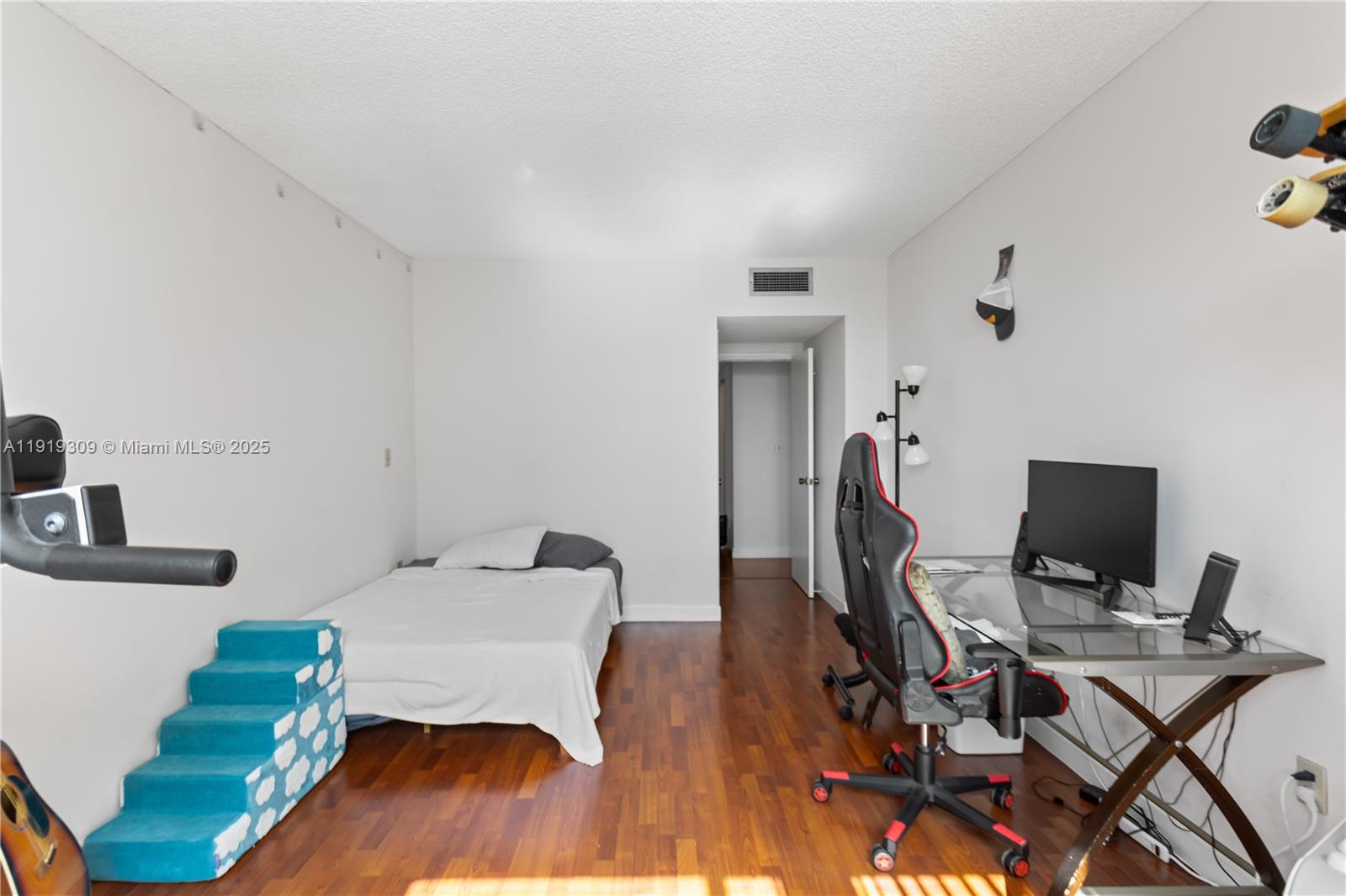 HEMISPHERES CONDO - Residential