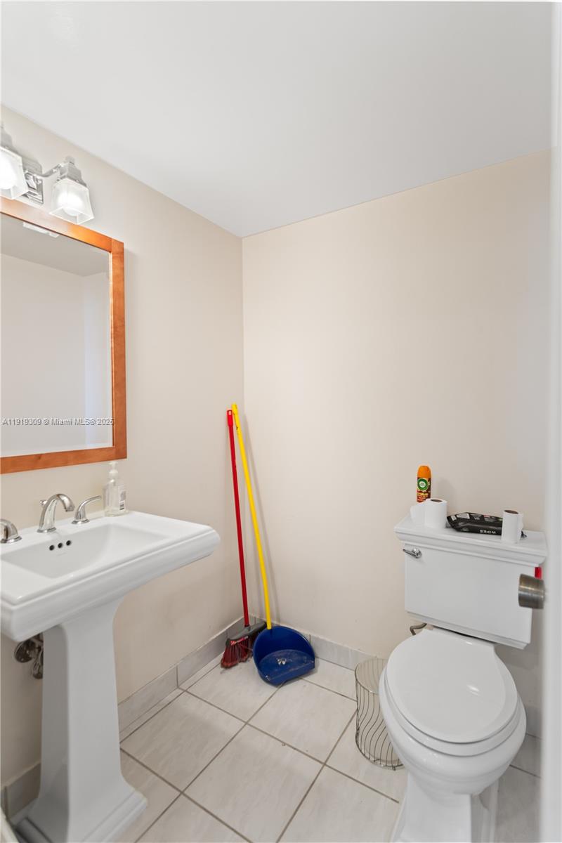 HEMISPHERES CONDO - Residential