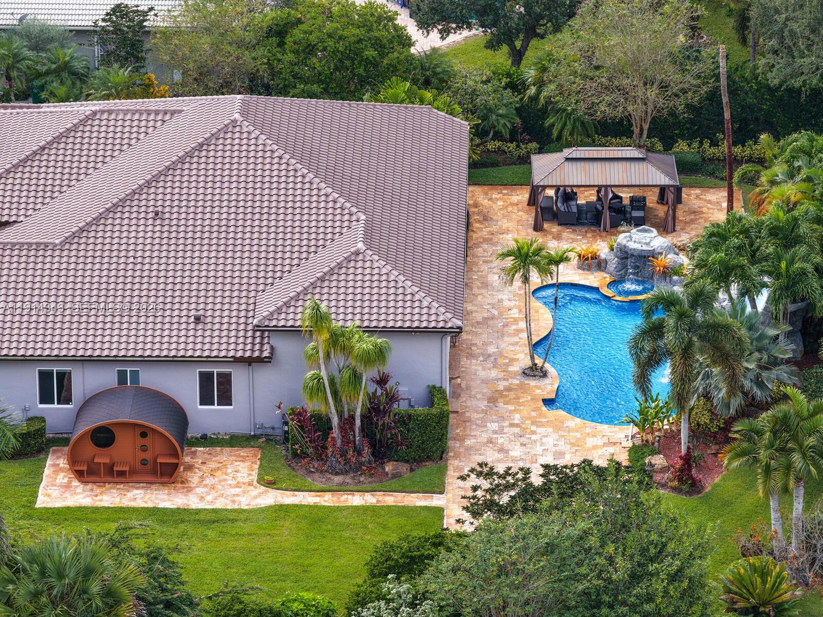 IMAGINATION FARMS EAST - Residential