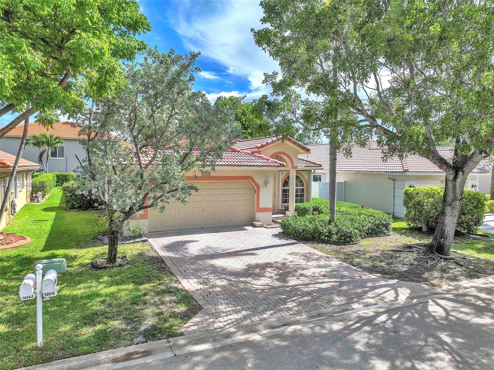 Charming One-Story Home in Sought-After Sawgrass Village! Welcome to this 3-bedroom, 2-bath residence in Plantation. With a spacious open floor plan, this home is ideal for both relaxing and entertaining. The open-concept kitchen flows into the living and dining areas, creating a welcoming and functional space. Step outside to your private oasis featuring a screened patio and sparkling pool perfect for enjoying South Florida’s sunny lifestyle year-round. Additional highlights include:2-car garage with expansive paved driveway, ceramic floors, accordion shutters, and a boutique community with very low HOA.
Enjoy an unbeatable location just minutes from schools, shopping, dining, and the world-renowned Sawgrass Mills Mall. With quick access to major highways, commuting is a breeze