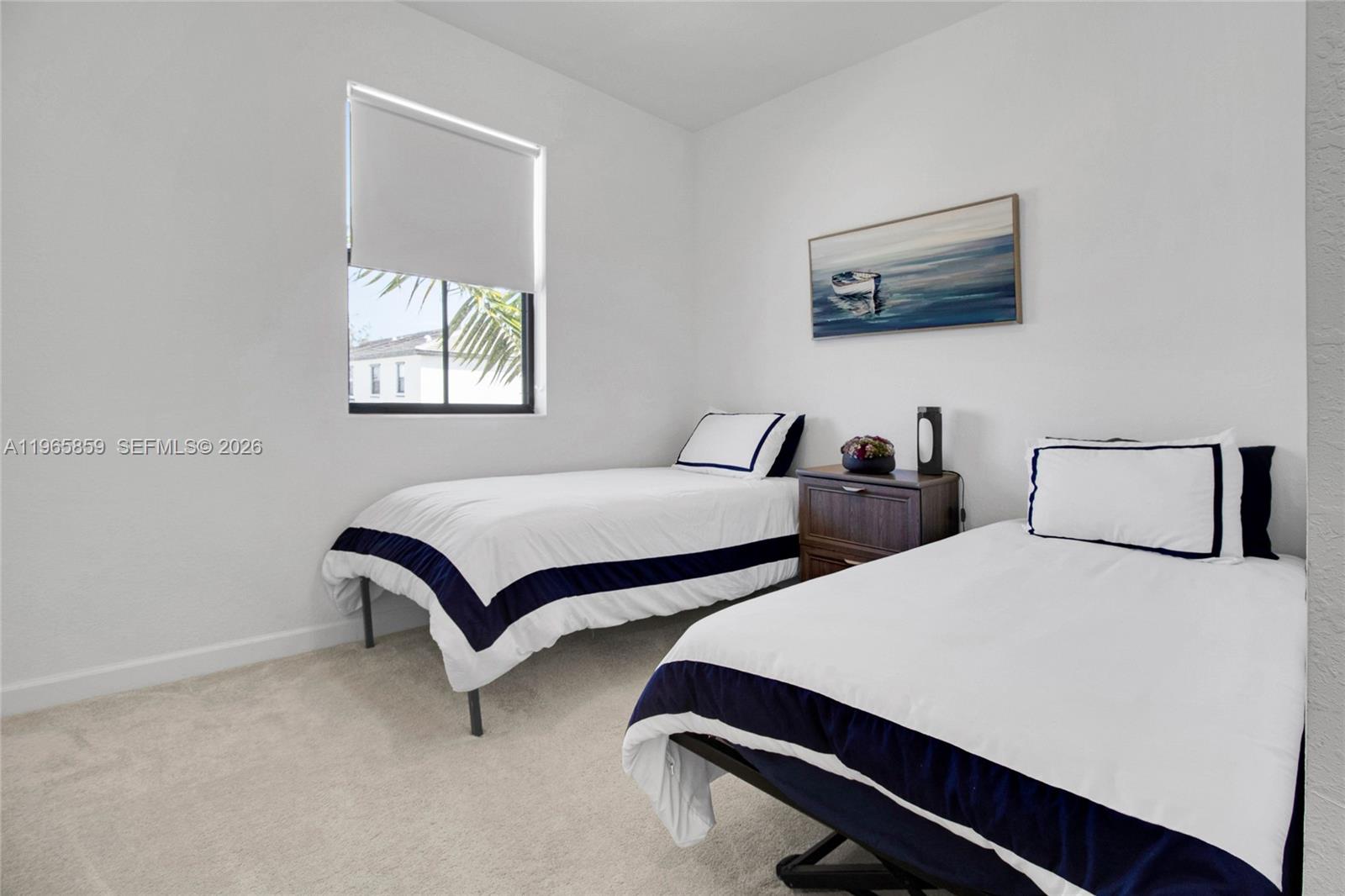 VISTA LAGO - Residential