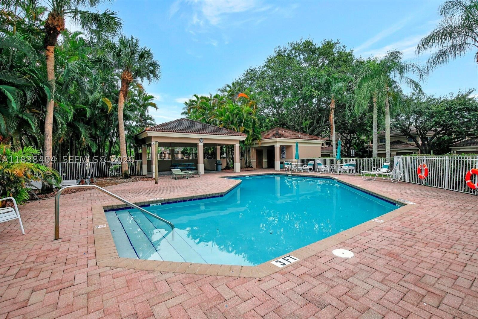 9715 NW 23rd Ct, Pembroke Pines FL 33024