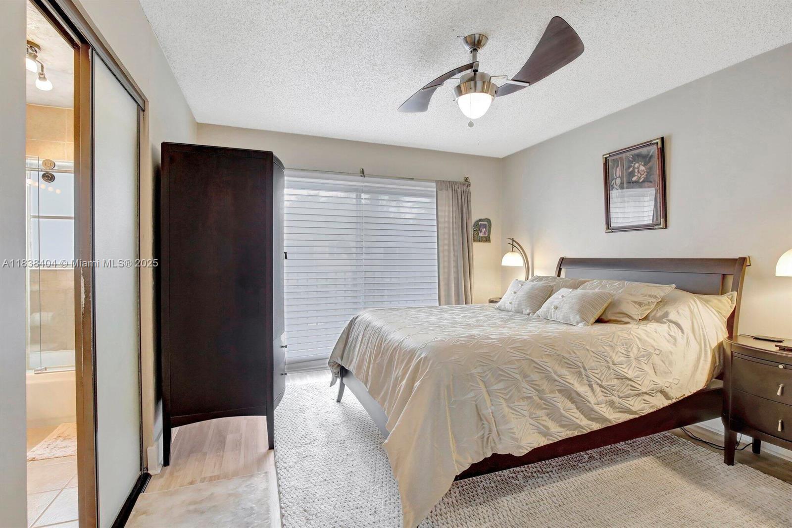 ROYAL TOWNHOMES - Residential