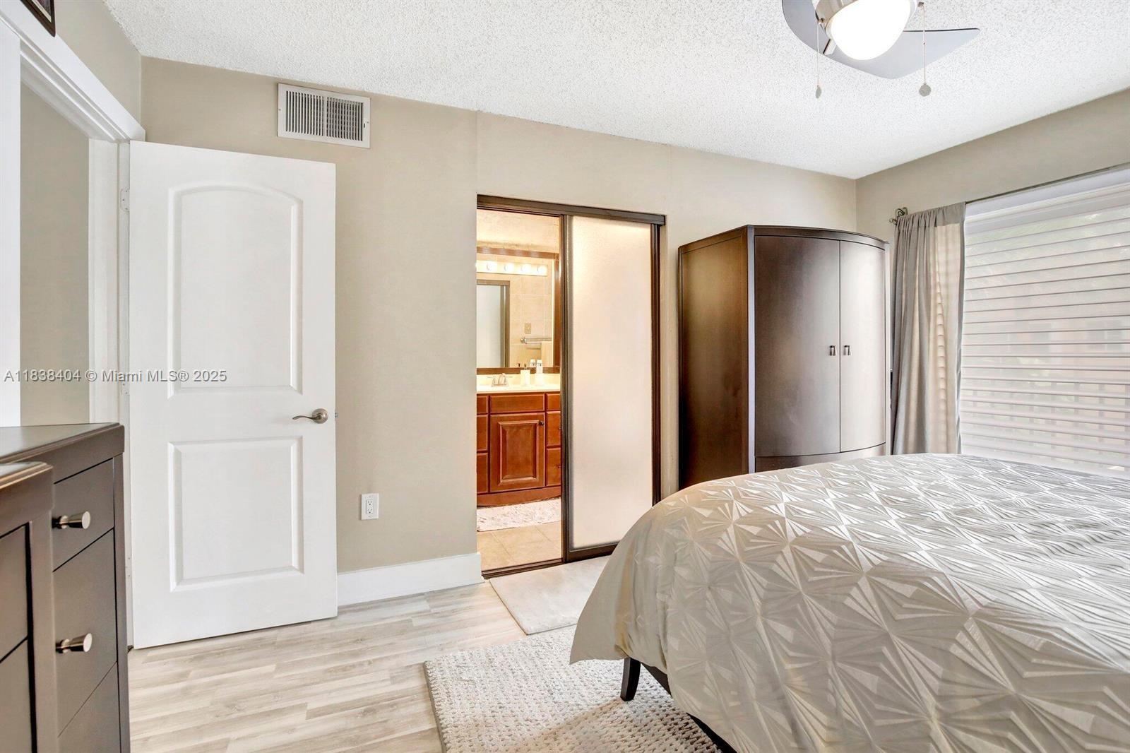 ROYAL TOWNHOMES - Residential