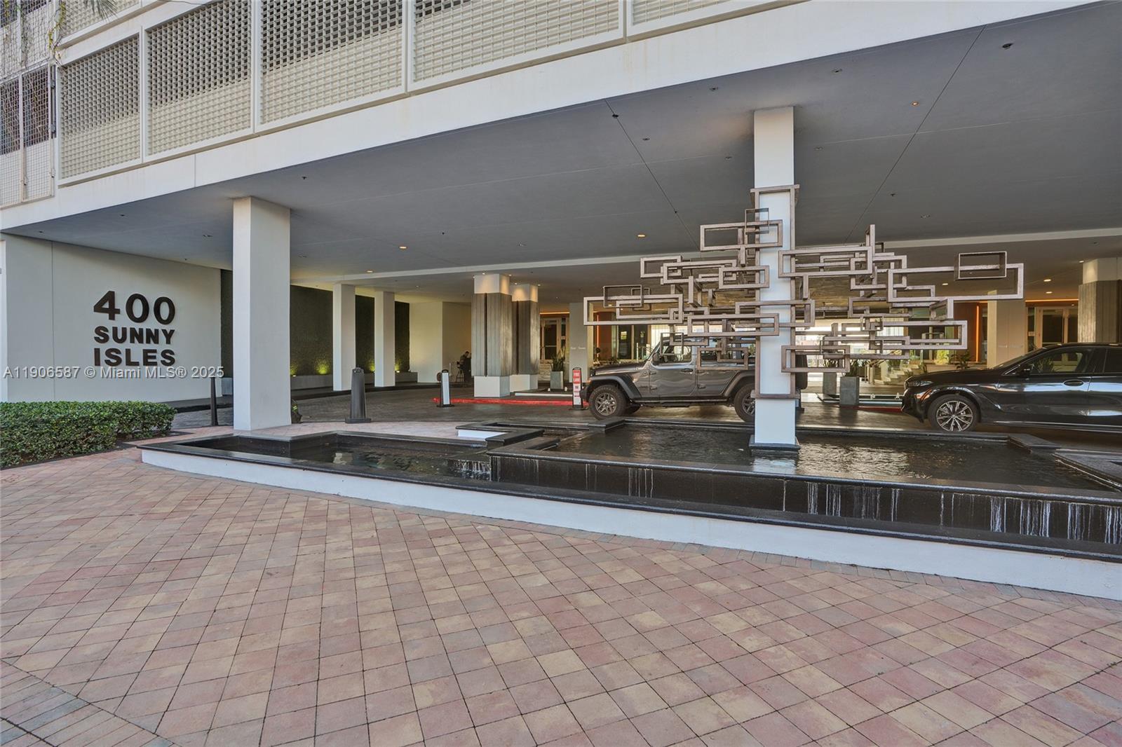 400 SUNNY ISLES CONDO EAS - Residential Lease