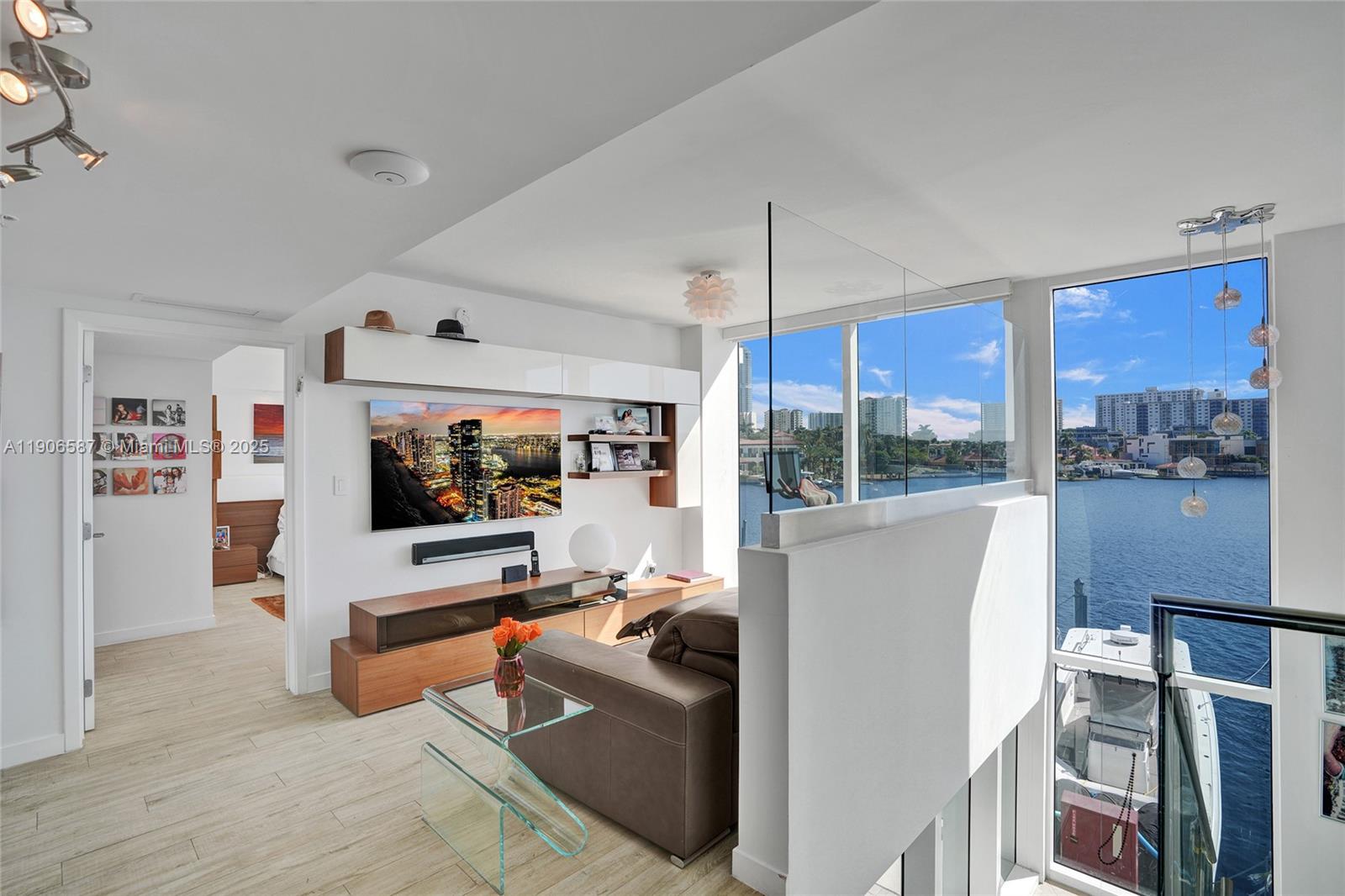 400 SUNNY ISLES CONDO EAS - Residential Lease