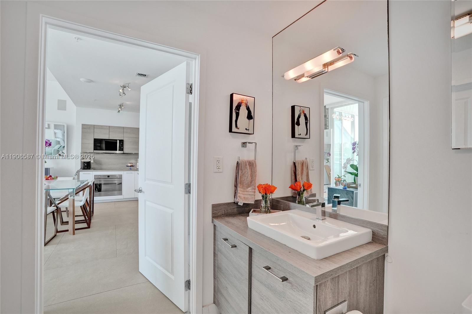 400 SUNNY ISLES CONDO EAS - Residential Lease