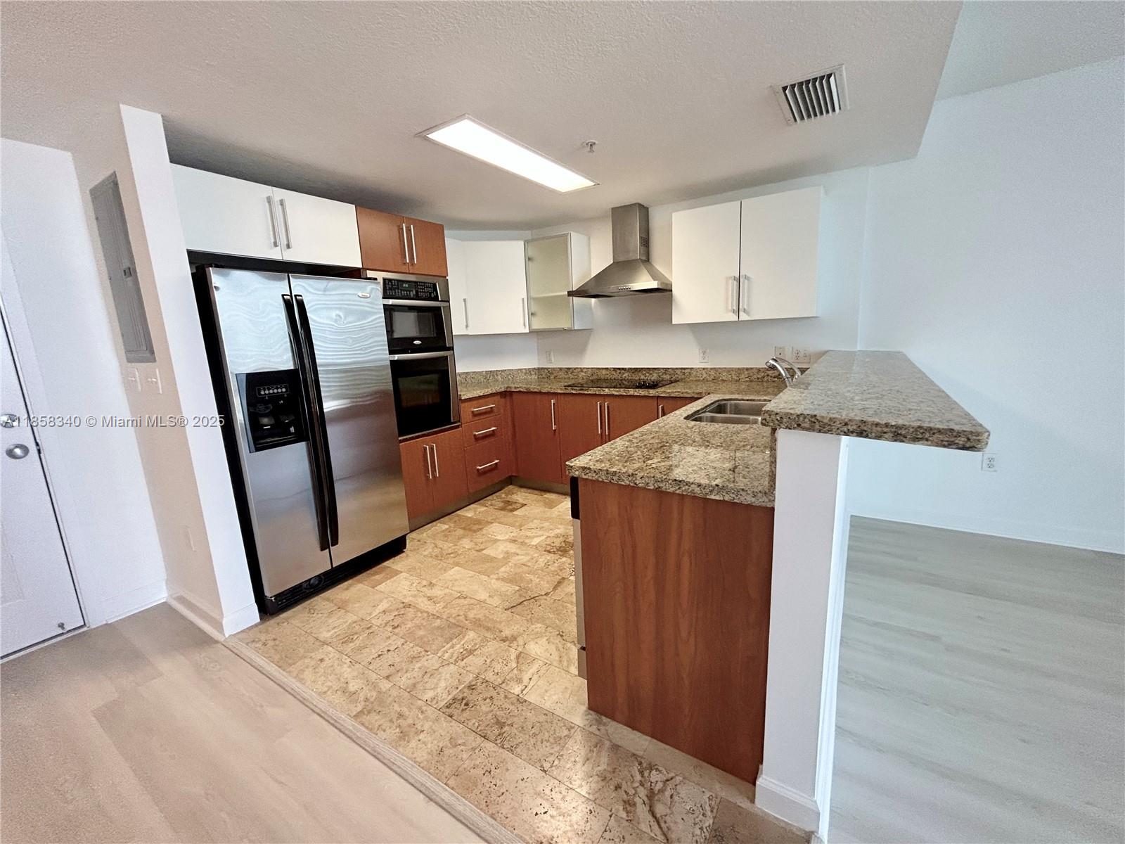 PENTHOUSE 1 Bed/1 Bath available in the heart of Brickell.The Sail Condo is nestled among Brickell's most iconic high-rises, adjacent to our beautiful Biscayne Bay and Brickell Avenue.The building amenities include: Heated Pool,Large Outside Open Area for Events,Fitness center and Lockers with Steam room,Sauna and Showers.24-hour concierge, valet and staff offer personalized services and attention to detail.Within walking distance to the metro rail,Restaurants,Gyms, Shopping City Center Mall and Nightlife Brickell is the place to be.The unit has an oversized balcony with west views of iconic Brickell buildings and the financial district. This unit include European kitchen,washer,dryer,microwave and stove. Unit has one assigned parking space.