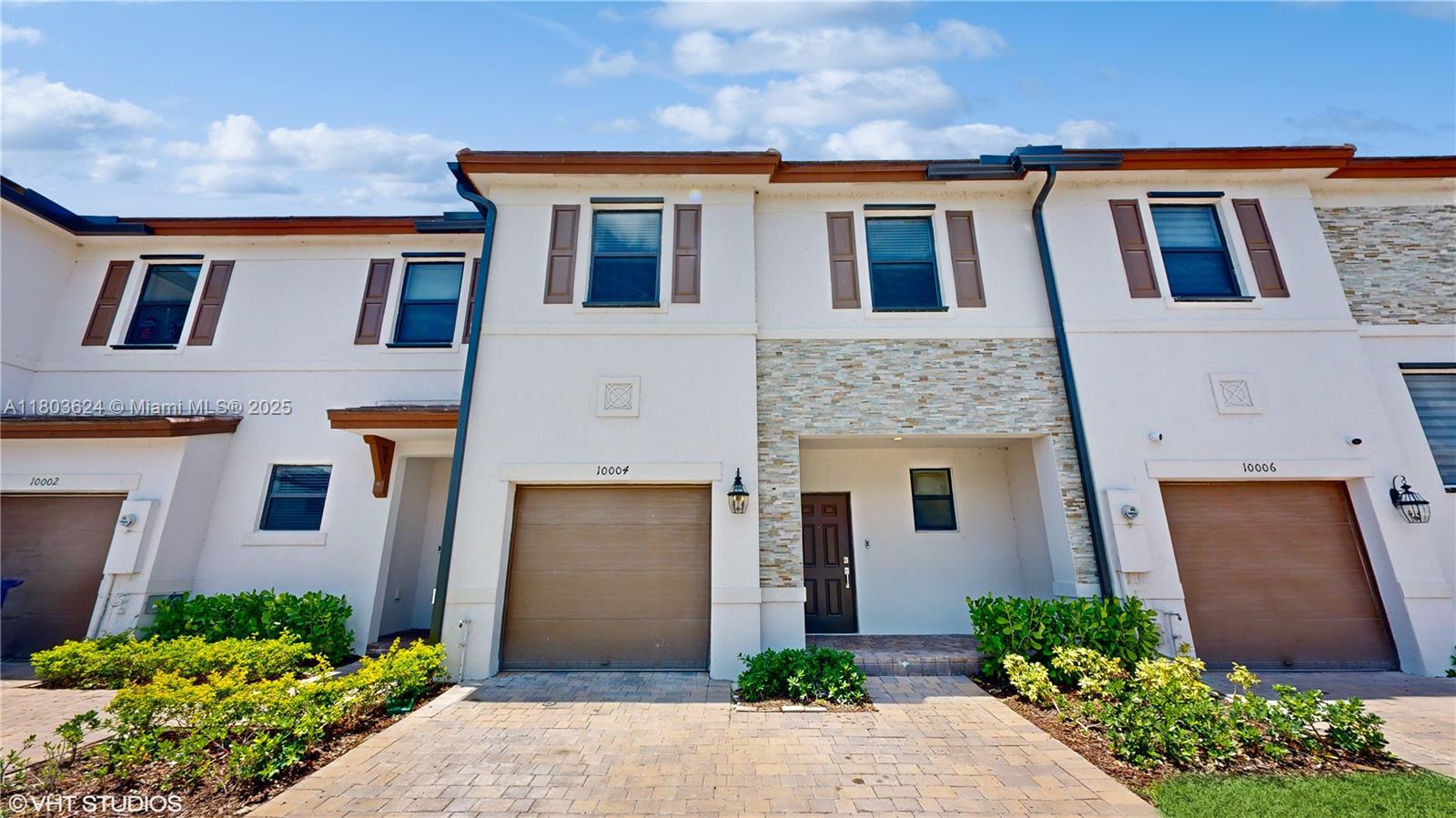 ENCLAVE SOUTH PHASE 2 - Residential
