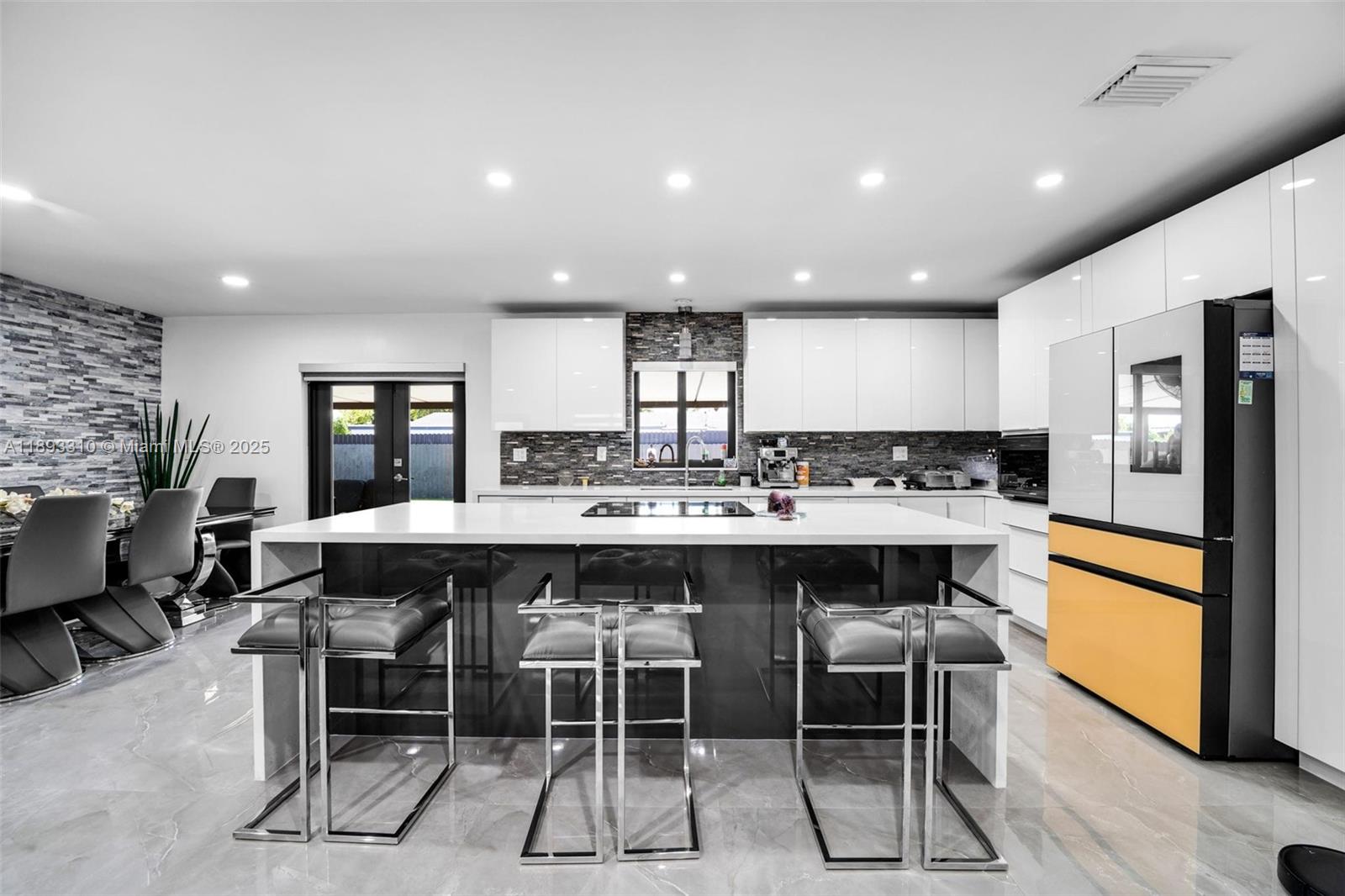 SOUTHERN ESTS 4TH ADDN - Residential