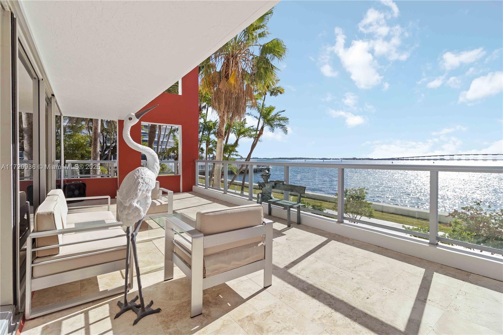 Welcome to your luxurious oasis in the heart of Brickell! This stunning condo offers 2 spacious bedrooms and 2.5 elegantly designed bathrooms, complemented by ample storage space for all your needs. Revel in the breathtaking bay views from the comfort of your two oversized balconies, providing a visual feast from every room in the house.
Experience unparalleled convenience with a private elevator serving only 12 exclusive townhouses. The interior is adorned with exquisite marble floors.
This prime location offers the best of both worlds - just minutes away from the beach, airport, and downtown, and within walking distance to the area's finest restaurants. Embrace this incredible opportunity to live in sheer luxury in the vibrant Brickell neighborhood.