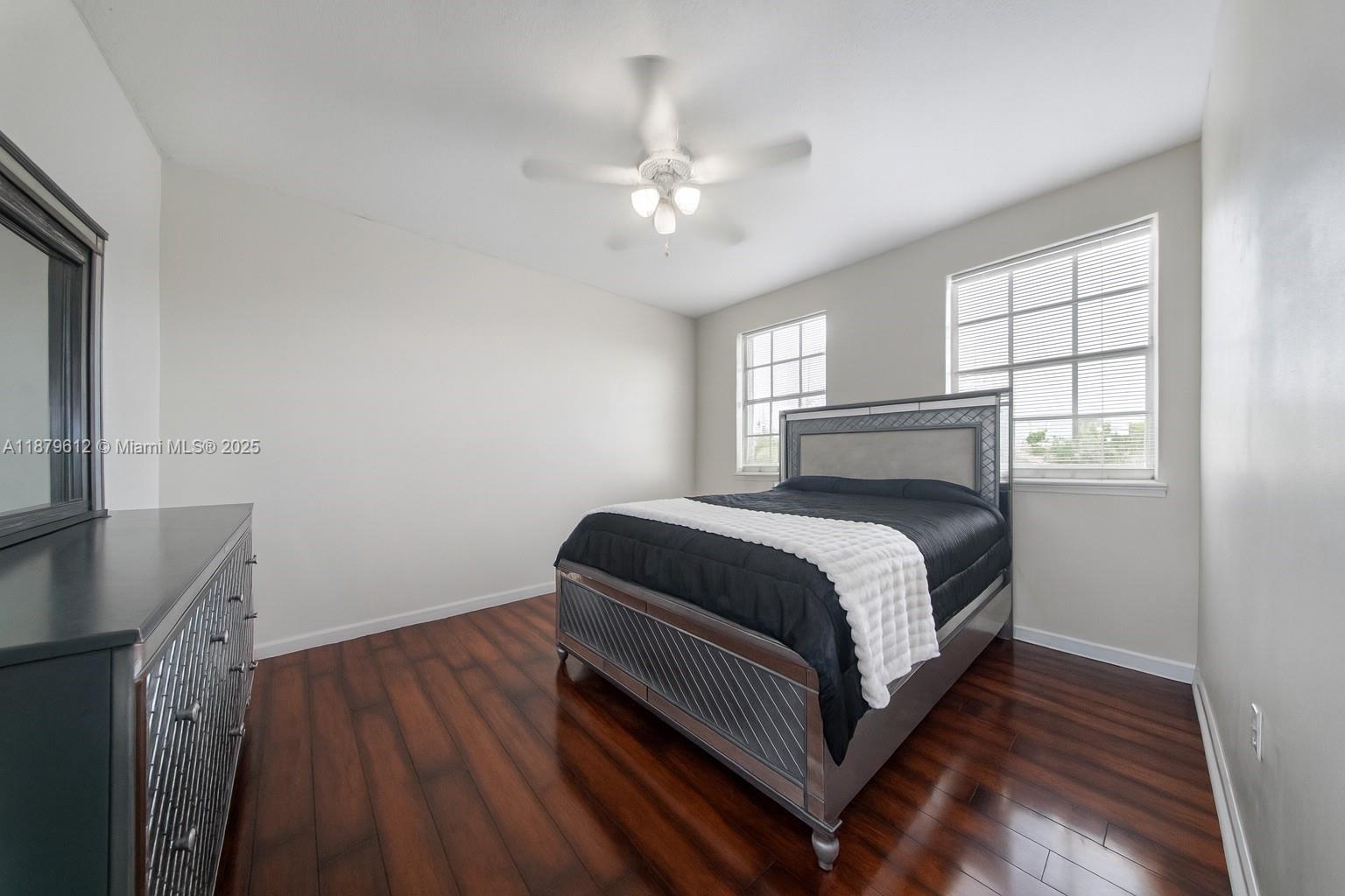 KENDALL COUNTRY ESTATES - Residential