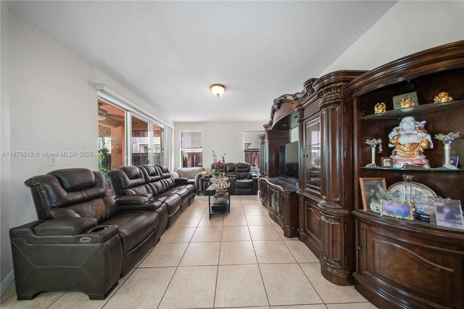 KENDALL COUNTRY ESTATES - Residential