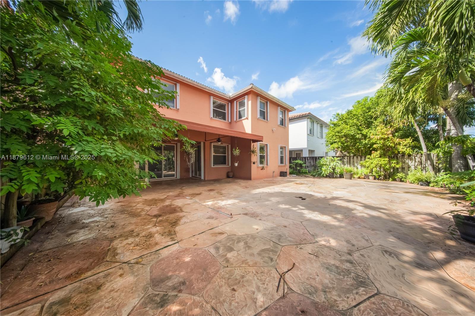 KENDALL COUNTRY ESTATES - Residential