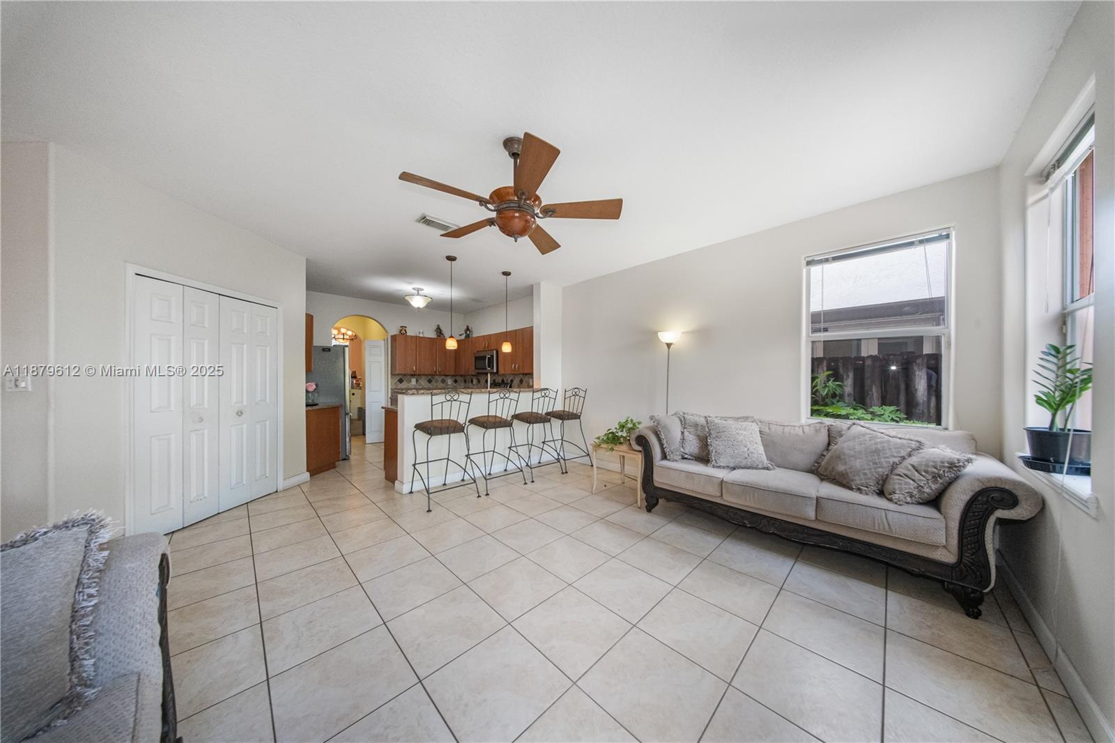 KENDALL COUNTRY ESTATES - Residential