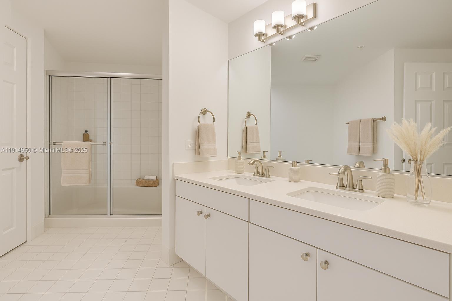 PORTO BELLAGIO CONDO - Residential Lease