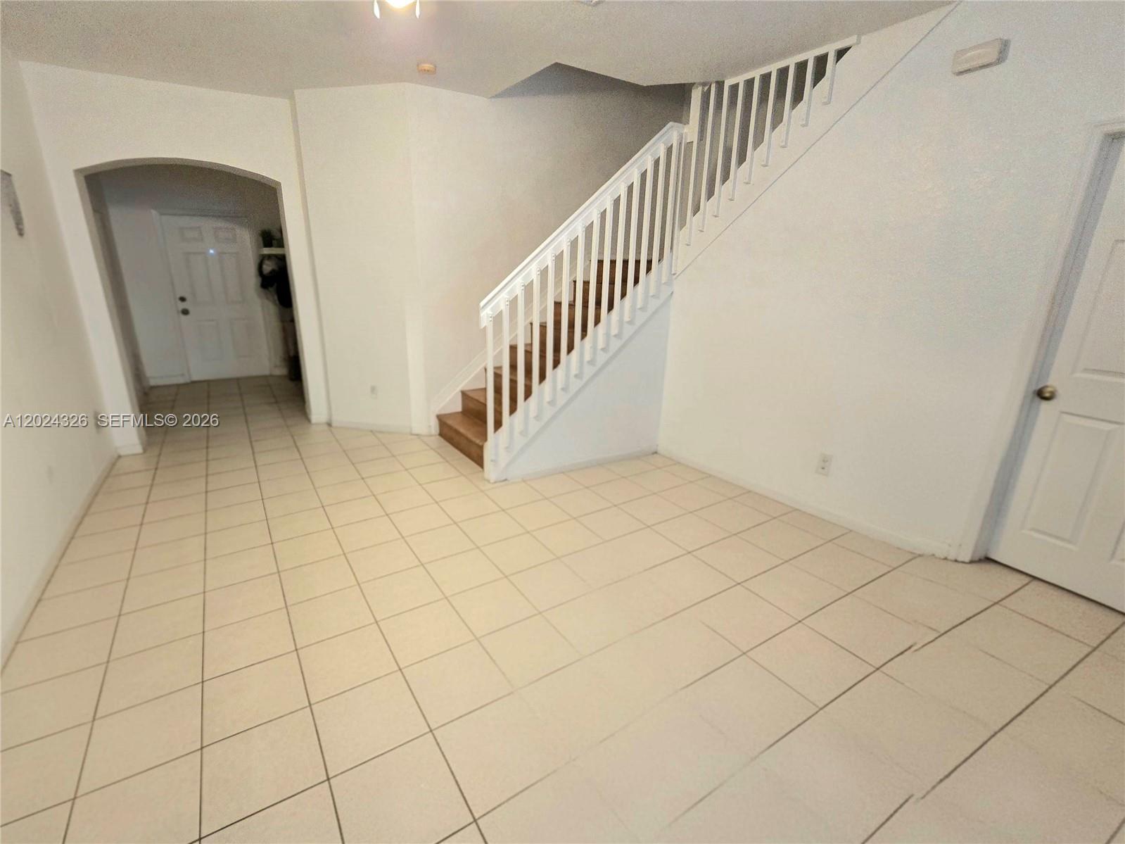 LEEWARD AT ISLANDS AT DOR - Residential Lease