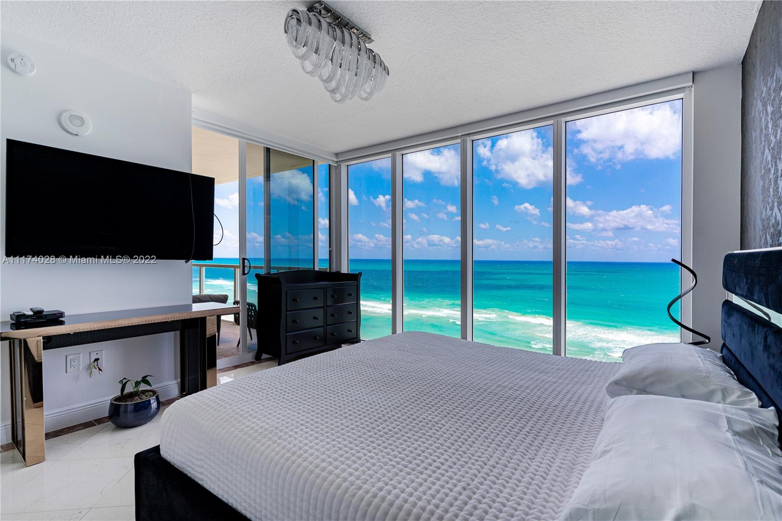 16699 Collins Ave 1203