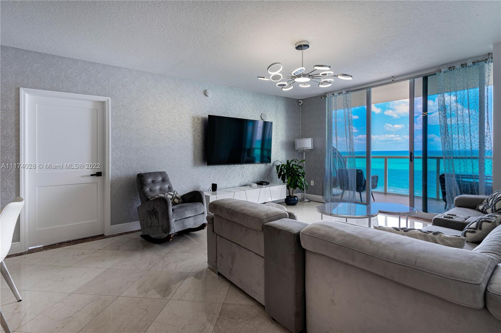 16699 Collins Ave 1203