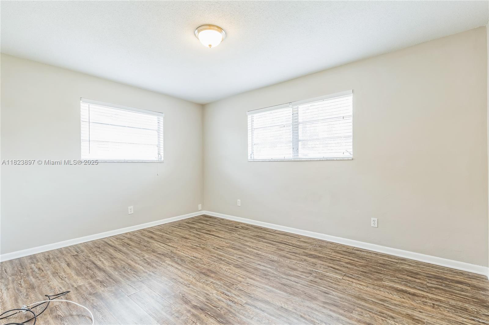 MELALEUCA ISLES - Residential