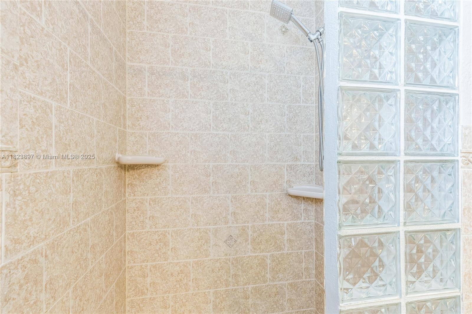 MELALEUCA ISLES - Residential