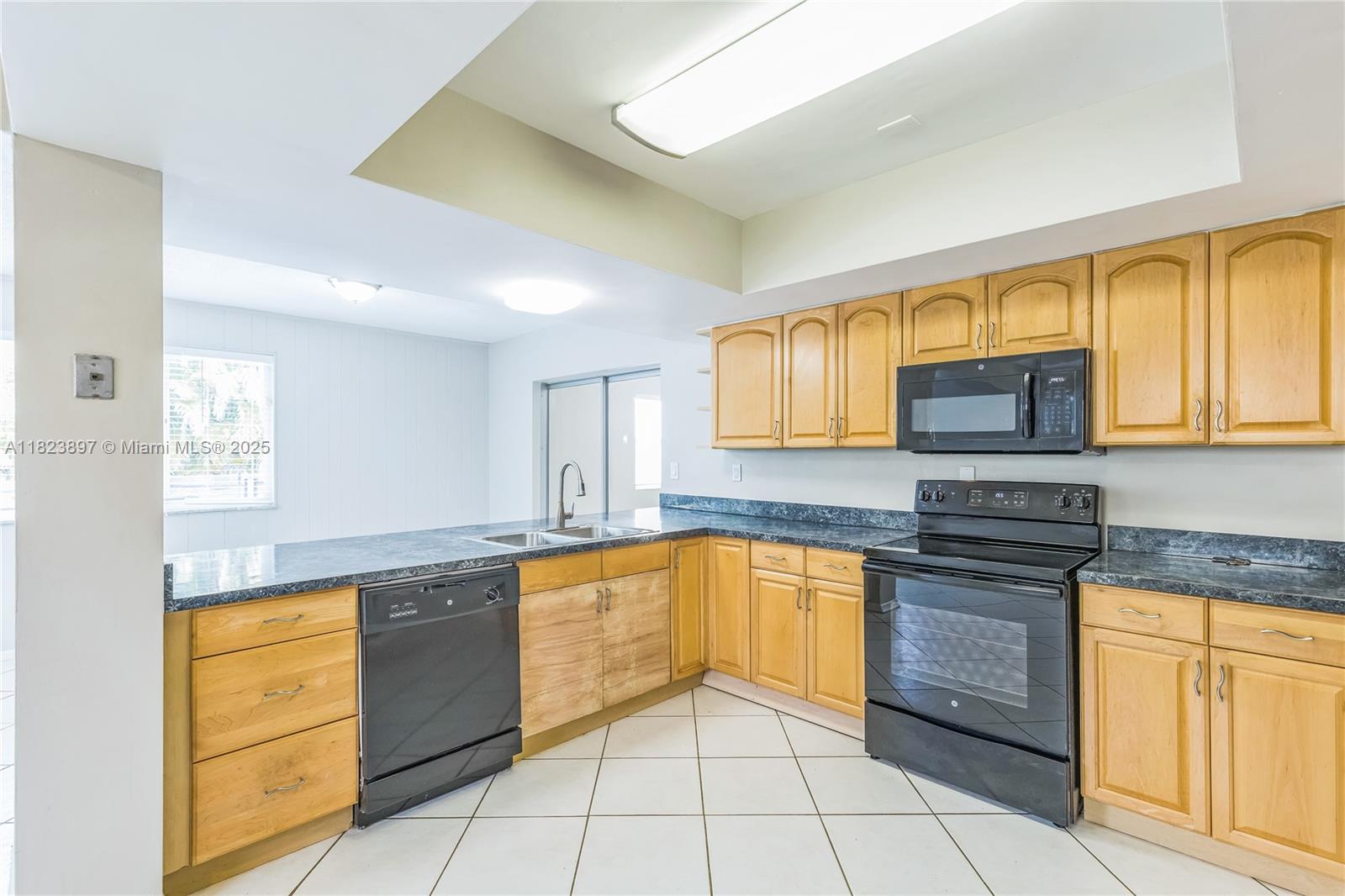 MELALEUCA ISLES - Residential