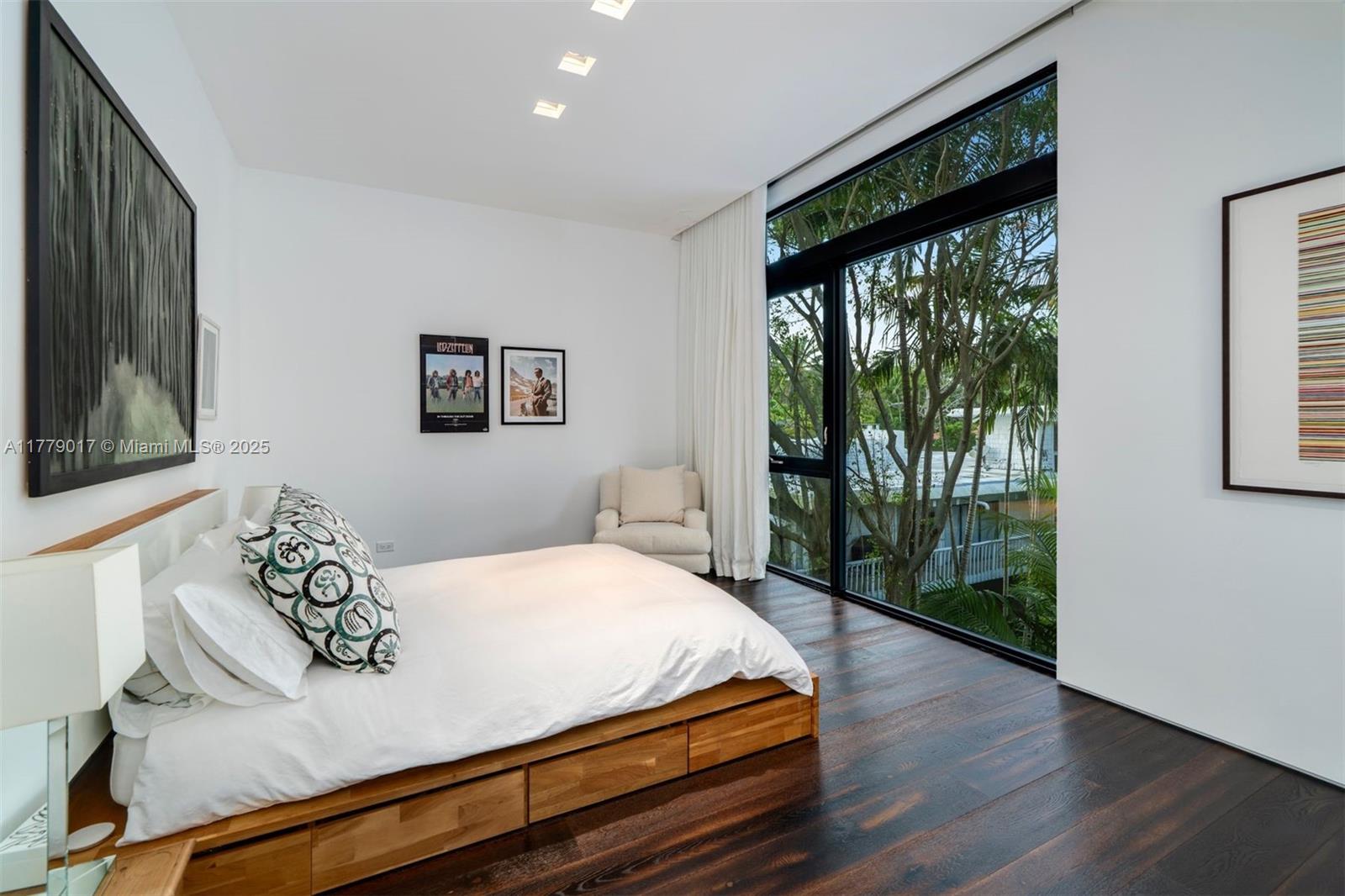 CANAL ESTATES - Residential