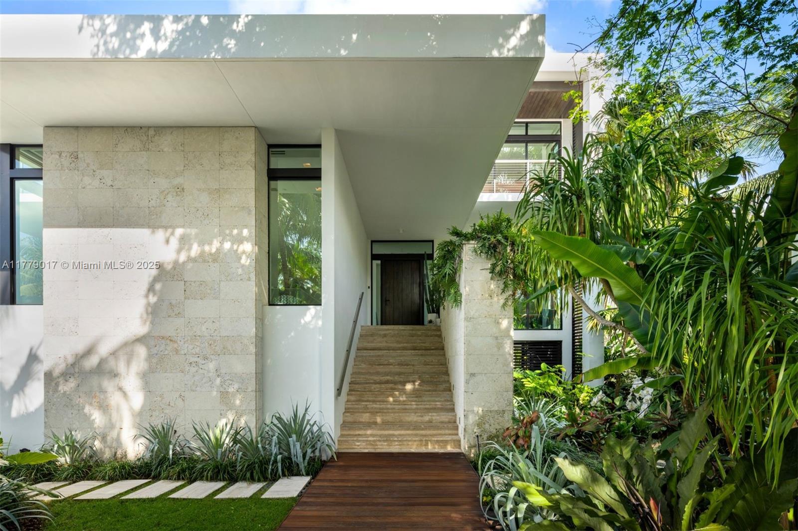 CANAL ESTATES - Residential