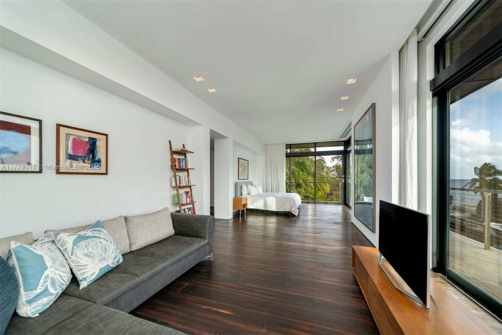 CANAL ESTATES - Residential