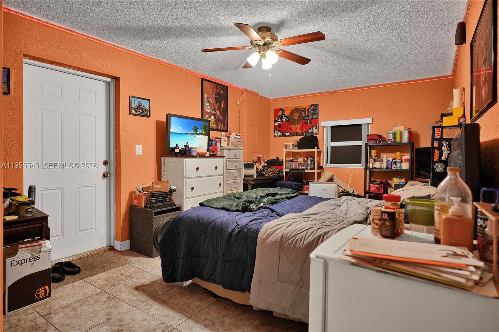 COUNTRY LAKE MANORS SEC 3 - Residential