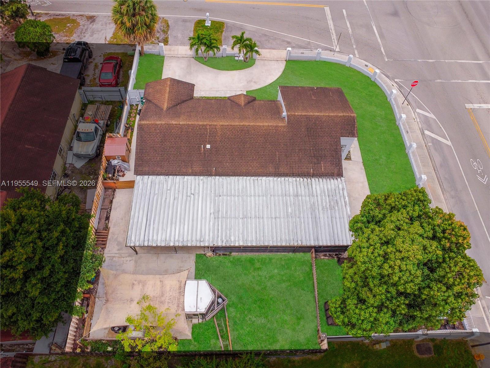 COUNTRY LAKE MANORS SEC 3 - Residential