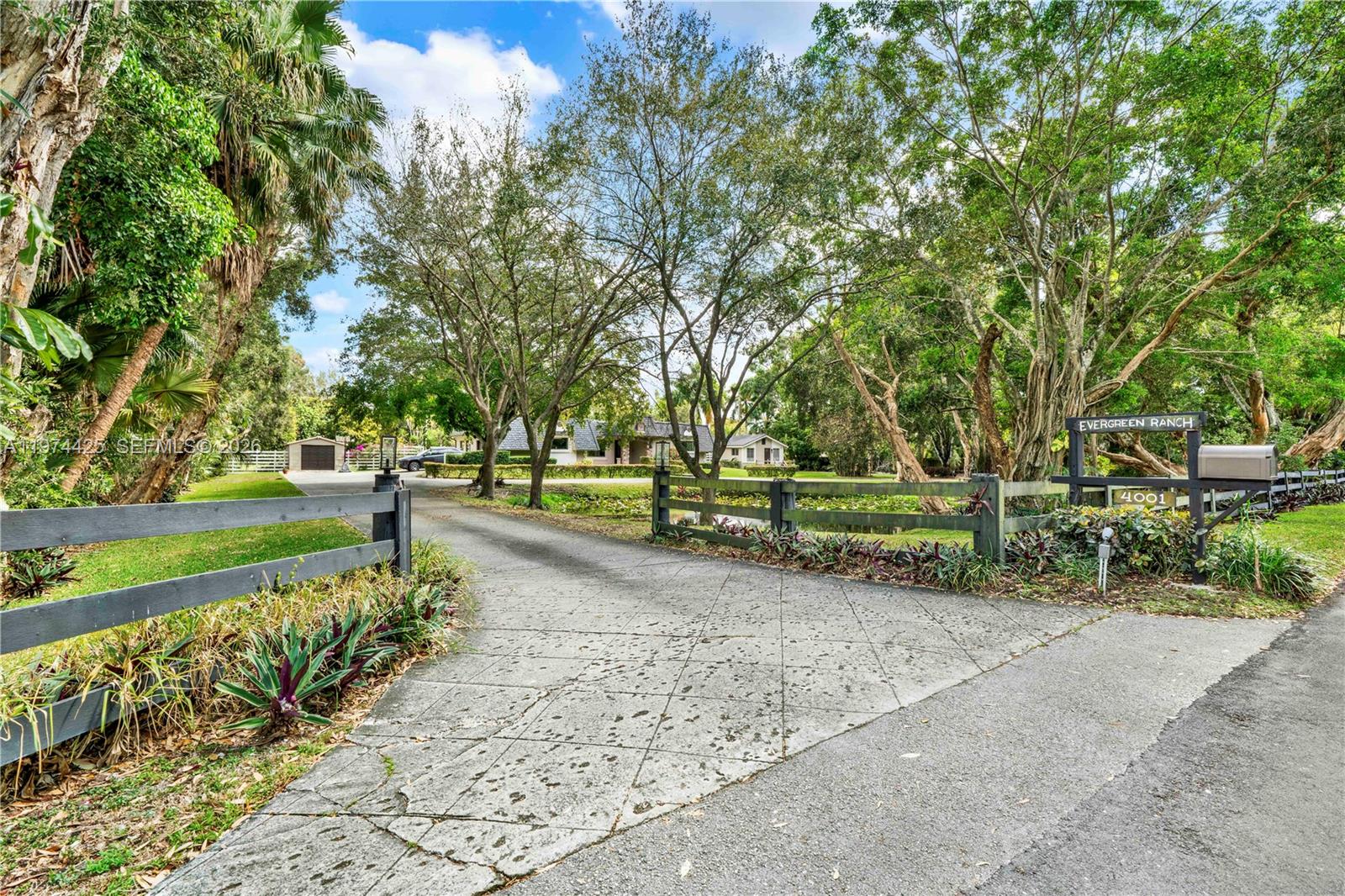 EVERGLADES SUGAR & LAND C - Residential