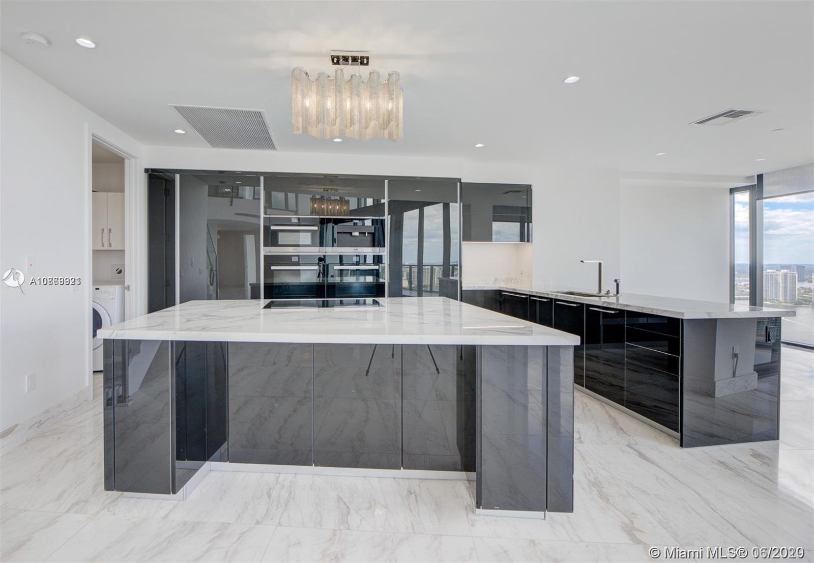 18555 COLLINS AVENUE COND - Residential