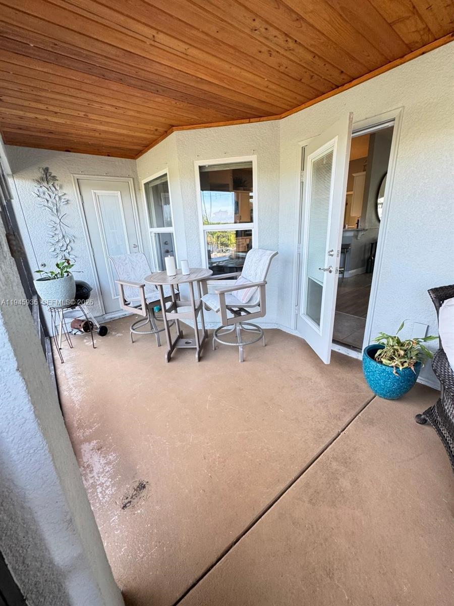 """OAKS OF VERO PD PHASE - Residential