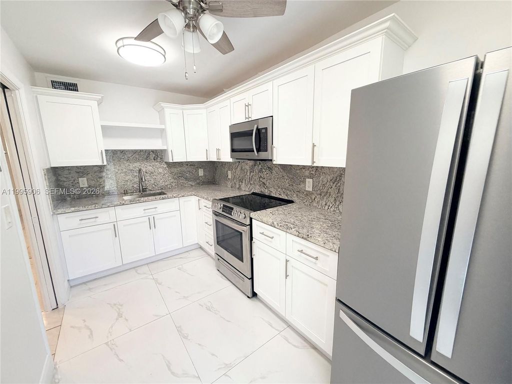 Photo of 1150 Atlantic Shores Blvd #503, Hallandale Beach, FL 33009 (MLS # A11995906)